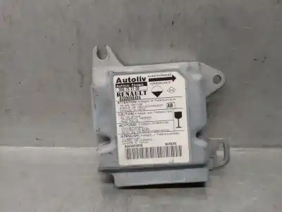 Recambio de automóvil de segunda mano de CENTRALITA AIRBAG para RENAULT MASTER II FURGONETA (FD) 2.5 D referencias OEM IAM 8200098404  