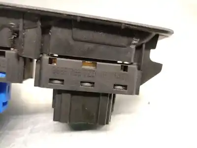 Peça sobressalente para automóvel em segunda mão botão / interruptor elevador vidro dianteiro esquerdo por citroen c-elysée (11.2012->) 1.6 exclusive [1.6 ltr. - 68 kw hdi fap] referências oem iam 96657927zd  96657927zd