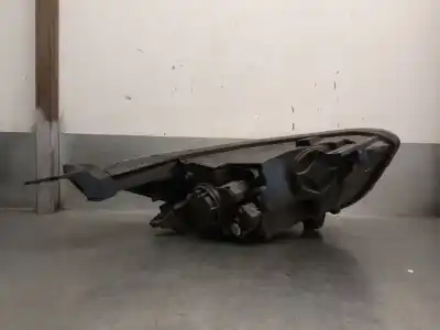 Peça sobressalente para automóvel em segunda mão farol / farolim esquerdo por kia stonic (yb) 1.2 cvvt referências oem iam 92102h8550  92102h8550