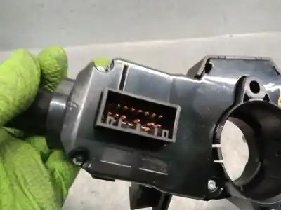 Автозапчастина б/у управління світлом для kia stonic (yb) 1.2 cvvt посилання на oem iam 93404d4962  93404d4962