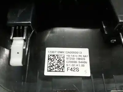 Peça sobressalente para automóvel em segunda mão comando de sofagem (chauffage / ar condicionado) por kia stonic (yb) 1.2 cvvt referências oem iam 97250h8xxx  97250h8420sa1