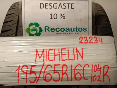 Автозапчастина б/у ШИНА для RENAULT MASTER II FURGONETA (FD) 2.5 D Посилання на OEM IAM 19565R16C104-102R  
