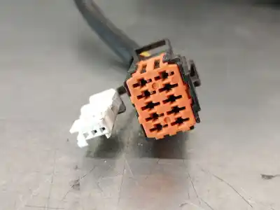 Автозапчасти б/у задний вид справа за citroen jumpy combi 1.6 blue-hdi fap ссылки oem iam 98155882xt  98155882xt