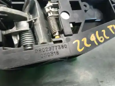 Pezzo di ricambio per auto di seconda mano maniglia esterna posteriore sinistra per citroen c4 picasso ii 1.2 thp 130 riferimenti oem iam 980977380  980977380 Pezzo di ricambio per auto di seconda mano maniglia esterna posteriore sinistra per citroen c4 picasso ii 1.2 thp 130 riferimenti oem iam 980977380  980977380