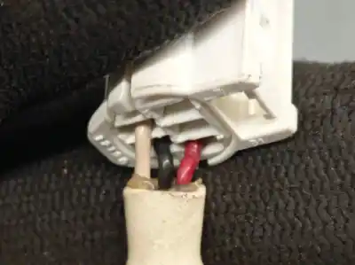 Автозапчасти б/у задний вид справа за toyota yaris (_p9_) 1.4 d-4d (nlp90_) ссылки oem iam 879100d250 2701200 879100d250