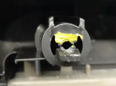 Автозапчастина б/у центральний гампов для toyota yaris (_p9_) 1.4 d-4d (nlp90_) посилання на oem iam 8157005100 28816698 8157005100