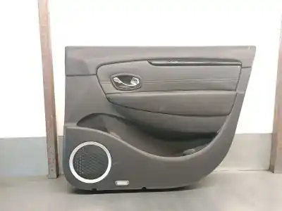 Автозапчасти б/у обивка передней правой двери за RENAULT SCÉNIC III (JZ0/1_) 1.5 DCI ссылки OEM IAM 809000504R  809000504R