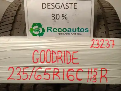 Gebrauchtes Autoersatzteil REIFEN zum HYUNDAI H350 FURGÓN 2.5 CRDI OEM-IAM-Referenzen 23565R16C115-113R  