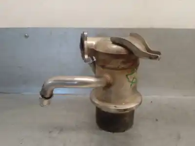 Peça sobressalente para automóvel em segunda mão RADIADOR DE GASES DE ESCAPE (EGR) por AUDI A3 (8V1, 8VK)  Referências OEM IAM 04L131512D  04L131512D