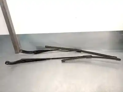 Peça sobressalente para automóvel em segunda mão Haste De Escova Dianteiro Direito por AUDI A3 (8V1, 8VK) 2.0 TDI Referências OEM IAM 8V1955407  