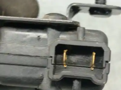 Second-hand car spare part tailgate central locking system  for dacia sandero 1.5 dci oem iam references 8200754083  8200754083