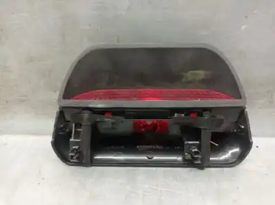 Peça sobressalente para automóvel em segunda mão farolim de travão central por dacia sandero 1.5 dci referências oem iam 8200734823c  8200734823