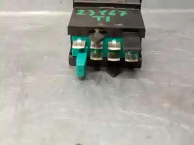 Second-hand car spare part switch for audi q7 (4l) 3.0 tdi oem iam references 8e963563  8e963563