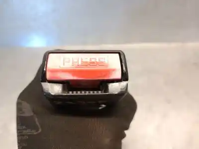 Pezzo di ricambio per auto di seconda mano gancio per cintura per dacia logan (ls_) 1.6 (lsob lsod lsof lsoh) riferimenti oem iam 0713843  8200865655