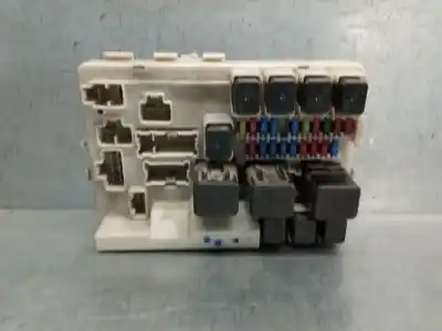 Second-hand car spare part FUSE BOX UNIT for NISSAN MURANO I (Z50)  OEM IAM references 284B7CD71A 0124 6E31