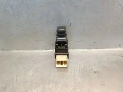 Second-hand car spare part Right Front Power Window Switch for DAEWOO KALOS (KLAS) 1.2 OEM IAM references 96540782  96540782