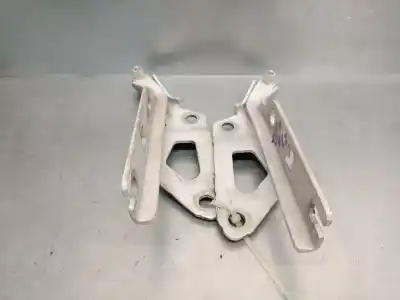 Pezzo di ricambio per auto di seconda mano CERNIERA DEL COFANO per SEAT TARRACO (KN2) 2.0 TSI 4DRIVE Riferimenti OEM IAM 5NA823301  