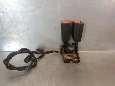 Tweedehands auto-onderdeel riemhaak rechts achter voor ford fiesta vii (hj, hf) 1.0 ecoboost mhev oem iam-referenties h1bba613k21ca