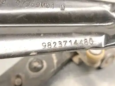 Second-hand car spare part support / sliding door guide for opel vivaro c furgón (k0) 1.5 oem iam references 9823714480  9823714480