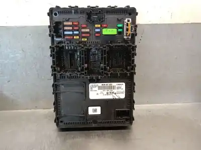 Tweedehands auto-onderdeel relais/zekeringenkastje voor ford fiesta vii (hj, hf) 1.0 ecoboost mhev oem iam-referenties nu5t15604bcae