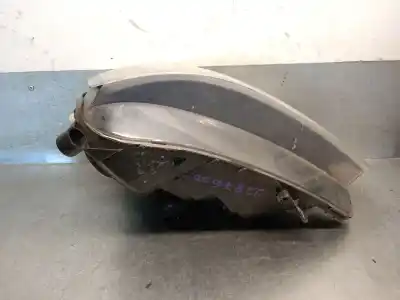 Second-hand car spare part right headlight for renault clio ii (bb_, cb_) 1.5 dci (b/cb07) oem iam references 15601800  7701057658