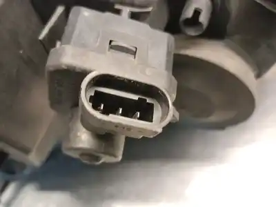 Second-hand car spare part right headlight for renault clio ii (bb_, cb_) 1.5 dci (b/cb07) oem iam references 15601800  7701057658