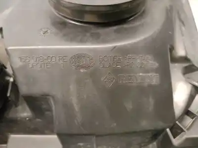 Second-hand car spare part right headlight for renault clio ii (bb_, cb_) 1.5 dci (b/cb07) oem iam references 15601800  7701057658