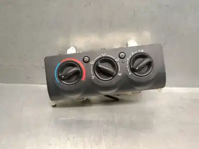 Peça sobressalente para automóvel em segunda mão COMANDO DE SOFAGEM (CHAUFFAGE / AR CONDICIONADO)  por RENAULT CLIO II (BB_, CB_) 1.5 DCI (B/CB07) Referências OEM IAM 8200147160  