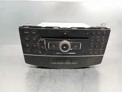 Peça sobressalente para automóvel em segunda mão SISTEMA DE ÁUDIO / RÁDIO CD por MERCEDES-BENZ CLASE C (W204) BERLINA 3.0 CDI CAT Referências OEM IAM A2048703390  
