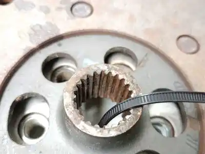 Автозапчасти б/у двигатель маховик за audi a6 avant (4f5) 2.0 tdi ссылки oem iam 03g105317c  