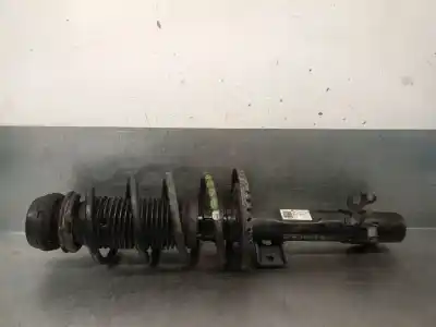 Tweedehands auto-onderdeel schokbreker rechts voor voor skoda rapid spaceback (nh1) 1.4 tdi oem iam-referenties 6r0413031bf