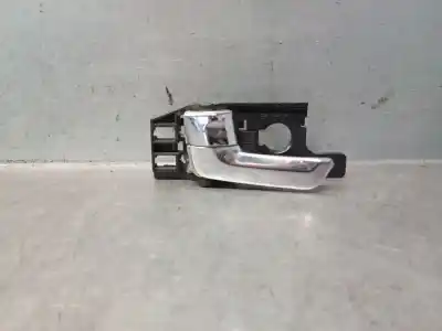 Pezzo di ricambio per auto di seconda mano MANIGLIA INTERNA ANTERIORE SINISTRA per KIA SPORTAGE II (JE_, KM_) 2.0 CRDi Riferimenti OEM IAM 826111F010WK  