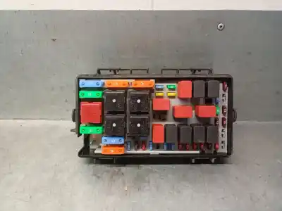 Gebrauchtes Autoersatzteil RELAIS SICHERUNGSKASTEN Multifunktionsrelais zum FIAT GRANDE PUNTO (199_)  OEM-IAM-Referenzen 51775622  51775622