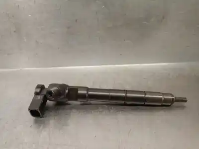 Second-hand car spare part injector for skoda rapid spaceback (nh1) 1.4 tdi oem iam references 04b130277j  