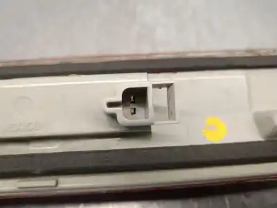 Second-hand car spare part central brake light for dodge journey 2.0 crd oem iam references 05116302ad  k05116302ad