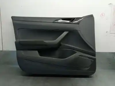 Gebrauchtes Autoersatzteil LINKE VORDERTÜRVERKLEIDUNG zum VOLKSWAGEN TAIGO (CS1) 1.0 TSI OEM-IAM-Referenzen 2G4867011AE  