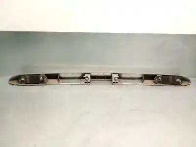 Pezzo di ricambio per auto di seconda mano modanatura posteriore per peugeot 307 break/sw (s2) 1.6 16v cat riferimenti oem iam 9638615777  8726p2