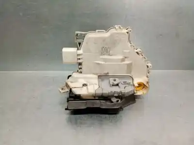 Tweedehands auto-onderdeel LINKER VOORDEUR SLOT voor AUDI A3 SPORTBACK (8VA, 8VF) 1.4 TFSI OEM IAM-referenties 8X1837015  