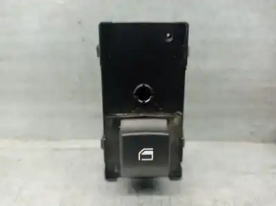 Recambio de automóvil de segunda mano de MANDO ELEVALUNAS TRASERO IZQUIERDO para KIA SPORTAGE V (NQ5) 1.6 T-GDI referencias OEM IAM 93581R2000  