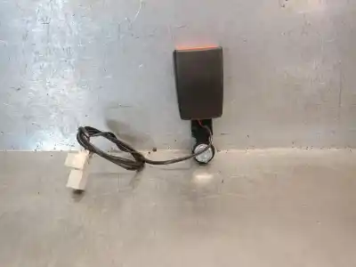 Second-hand car spare part left front seat belt buckle for fiat 500 (312_) 1.2 (312axa1a) oem iam references 71765508