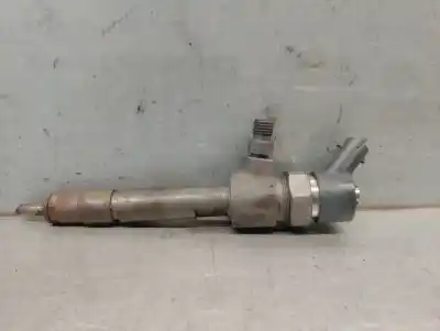 Tweedehands auto-onderdeel INJECTOR voor ALFA ROMEO 166 2.4 JTD OEM IAM-referenties 0445110119  
