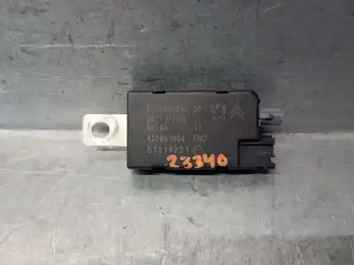 Pièce détachée automobile d'occasion ANTENNE pour CITROEN DS5 2.0 HDi FAP CAT (RH02 / DW10CTED4) Références OEM IAM 9673844580  