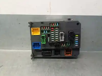 Peça sobressalente para automóvel em segunda mão caixa de fusíveis e relés por citroen ds5 2.0 hdi fap cat (rh02 / dw10cted4) referências oem iam 9664992380