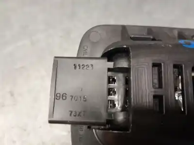 Second-hand car spare part interior light for citroen ds5 2.0 hdi fap cat (rh02 / dw10cted4) oem iam references 96701573xt  96701573xt