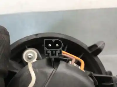 Peça sobressalente para automóvel em segunda mão motor de sofagem por mini mini clubman (r55) cooper d referências oem iam 64113422646  64119266899