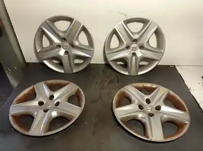 Recambio de automóvil de segunda mano de TAPACUBOS para DACIA SANDERO  referencias OEM IAM 403154000R  