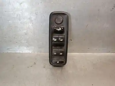 Recambio de automóvil de segunda mano de MANDO ELEVALUNAS DELANTERO IZQUIERDO para FIAT ULYSSE (179)  referencias OEM IAM 532697045  1495750898