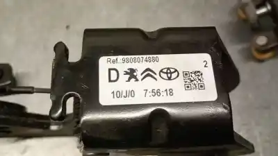 Second-hand car spare part support / sliding door guide for opel vivaro c furgón (k0) 1.5 oem iam references 9808074880  9808074880