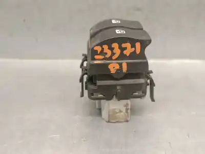 Автозапчастина б/у передні вікний вмикач для renault grand scénic ii (jm0/1_) 1.9 dci (jm0g jm12 jm1g jm2c) посилання на oem iam 8200315042  8200315042