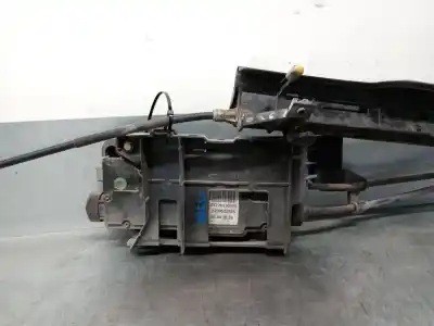 Автозапчасти б/у электрический стояночный тормоз за renault scénic ii (jm0/1_) 1.6 16v (jm1r) ссылки oem iam 8200522625  360105231r